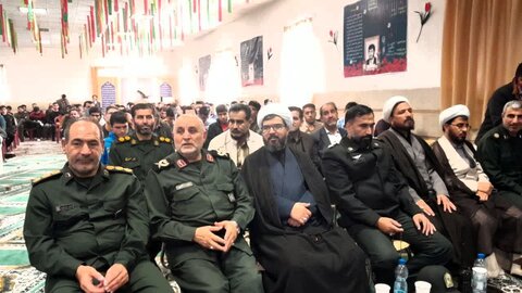 تصاویر یادواره شهدای دانشجو معلم در الیگودرز