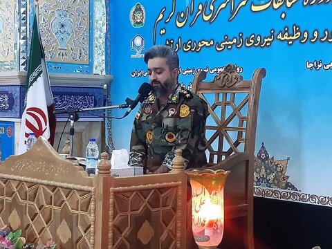 تصاویر/ برگزاری محفل انس با قرآن ممتازین نیروی زمینی ارتش در آستان علی بن باقر(ع)
