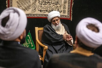 زيارة أعضاء أمانة مؤتمر تكريم العلامة البهابادي لآية الله كريمي الجهرمي