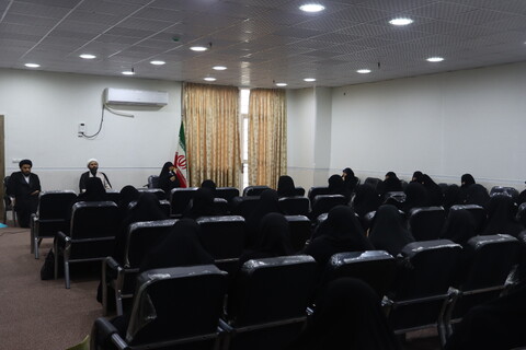 جلسه کادر دوره طلیعه حضور ویژه خواهران طلبه حوزه علمیه خوزستان
