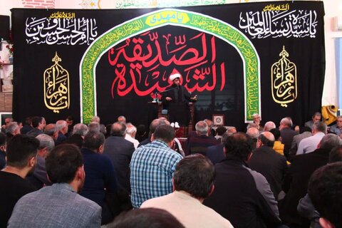 تصاویر/ مراسم سومین شب از ایام فاطمیه در مسجد بقیة الله ارومیه