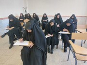 برگزاری مسابقه کتابخوانی در مدرسه خواهران الیگودرز