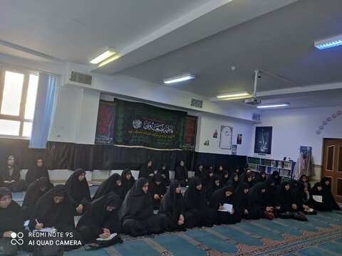 تصاویر برگزاری مراسم ایام فاطمیه در برخی مدارس خواهران لرستان