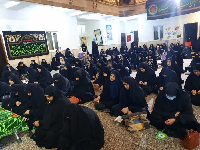 حجاب حافظ گوهر وجودی زن است حجاب حافظ گوهر وجودی زن است