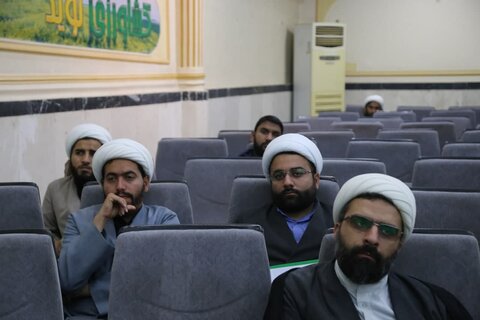 تصاویر/ دوره دانش افزایی مدیر پایه های مدارس علمیه استان خوزستان