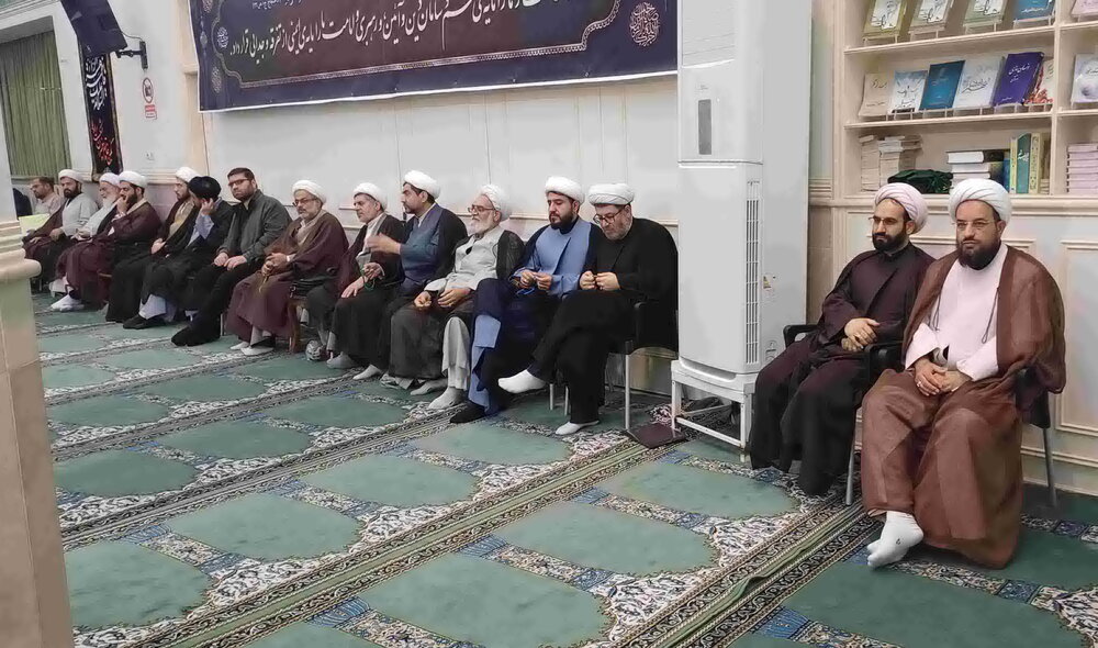 مردم کرمانشاه عُلقهای قلبی به آیتالله علما دارند/ ظرفیتهای استان را فعال میکنیم