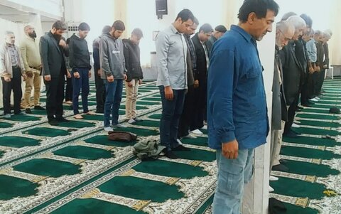 تصاویر/ اقامه نماز جمعه شهر «دزج»