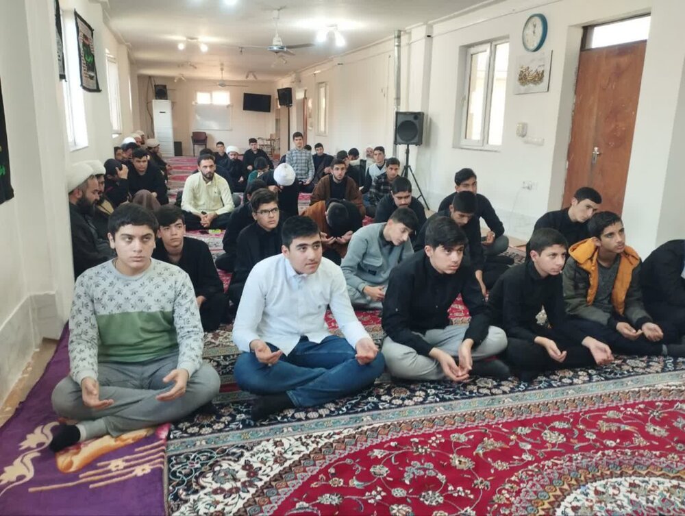 تصاویر/درس اخلاق حجت‌الاسلام والمسلمین سید حسن عابدیان