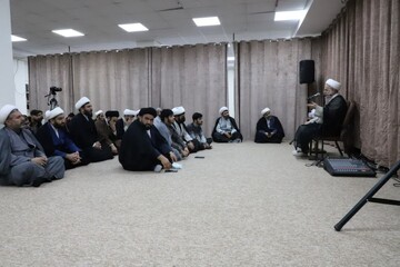 تصاویر/ درس اخلاق طلاب مدرسه خاتم الانبیاء (ص) سنندج