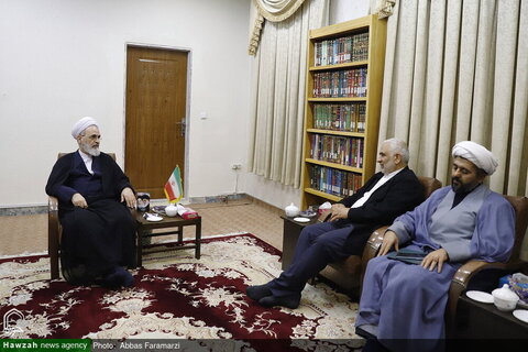 بالصور/ أمين عام المؤتمر الدولي لدعم انتفاضة فلسطين في مجلس الشورى الإسلامي مع آية الله الأعرافي بمدينة قم