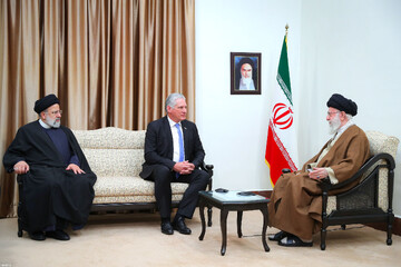 تشکیل ائتلاف جهانی در برابر زورگویی‌های آمریکا و غربی‌ها / صداقت، ایستادگی و جدیت انقلابی، وجه مشترک دو انقلاب کوبا و ایران