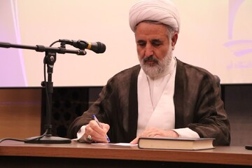 نماینده مردم قم در مجلس درگذشت خبرنگار حوزه را تسلیت گفت