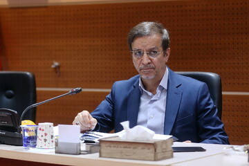 انتقادشهردار قم از نبود مدیریت یکپارچه شهری/ ۲۵  دستگاه برای شهر تصمیم‌گیری می‌کنند