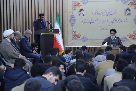 تصاویر/ دیدار جمعی از دانشجویان تشکل های دانشجویی دانشگاه های تبریز با نماینده ولی فقیه در آذربایجان شرقی