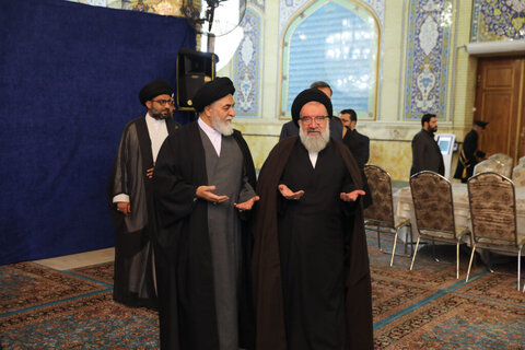 تصاویر / نشست اعضای جامعه مدرسین با تولیت جدید مسجد مقدس جمکران