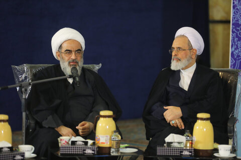 تصاویر / نشست اعضای جامعه مدرسین با تولیت جدید مسجد مقدس جمکران