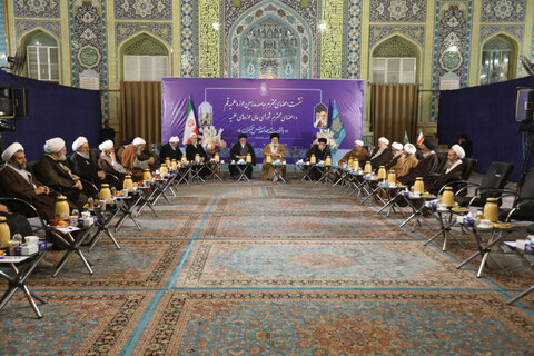 تصاویر / نشست اعضای جامعه مدرسین با تولیت جدید مسجد مقدس جمکران