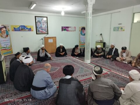 تصاویر/نشست علمی علمای شیعه و سنی در مرکز بزرگ اسلامی شهرستان کامیاران