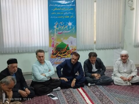 تصاویر/نشست علمی علمای شیعه و سنی در مرکز بزرگ اسلامی شهرستان کامیاران