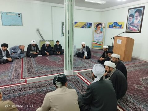 تصاویر/نشست علمی علمای شیعه و سنی در مرکز بزرگ اسلامی شهرستان کامیاران