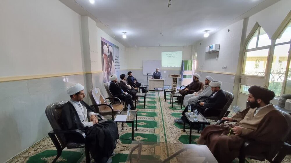 دومین اجلاسیه منطقهای معاونین آموزش مدارس علمیه خوزستان برگزار شد