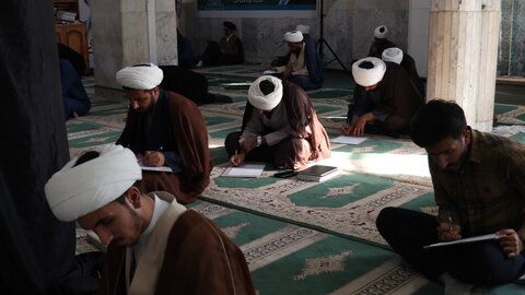 تصاویر/ برگزاری آزمون کتبی استادی و ارتقاء حکم اساتید در استان هرمزگان