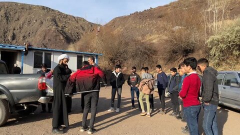تصاویر/ حضور گروه جهادی احرارالحسین(ع) مدرسه علمیه نمازی خوی در مدارس مناطق محروم