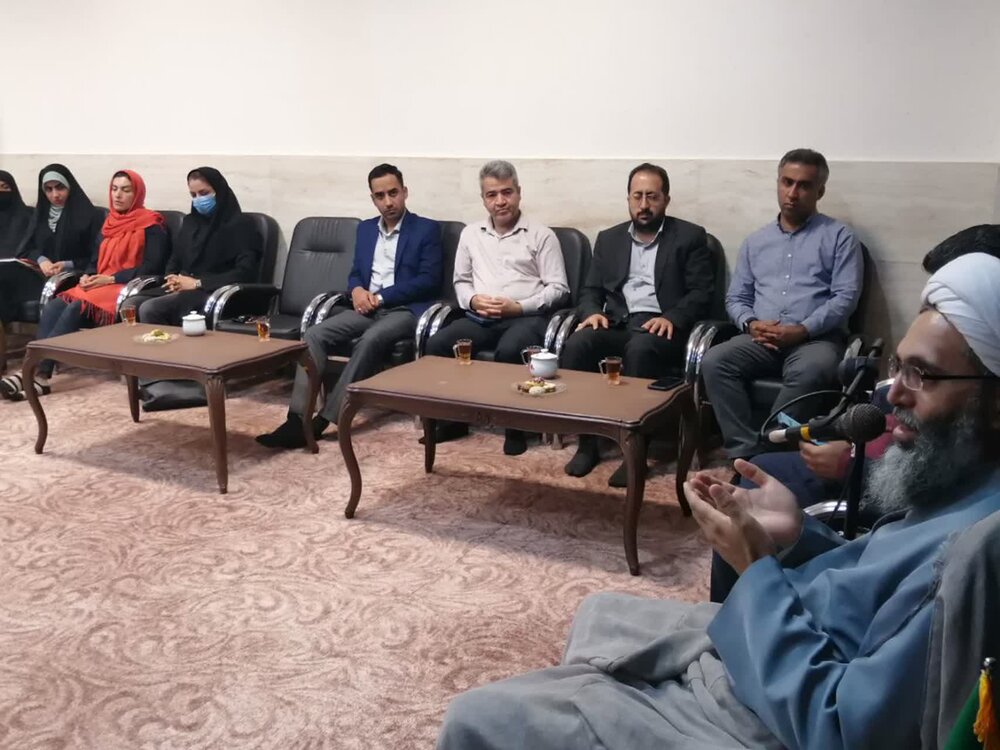 مسئولان در برابر مطالبات دانشجویان پاسخگو باشند