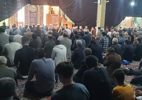 تصاویر| نماز جمعه شهر بیجار به امامت حجت الاسلام علی خورشیدی