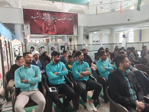 تصاویر/ درخشش طلاب بسیجی حاجی آباد در پنجمین رویداد سراسری تولید محتوای دیجیتال بسیج هرمزگان