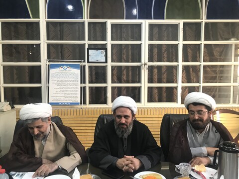 جلسه اعضای دبیرخانه علامه بلادی بوشهری(ره)