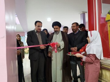 تصاویر/  افتتاح نمایشگاه " نماز سرچشمه پاکی‎ها" در ماکو