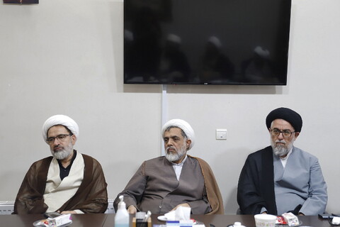 تصاویر/ نشست اعضای شورای  قرارگاه کنشگری حوزه های علمیه و روحانیت