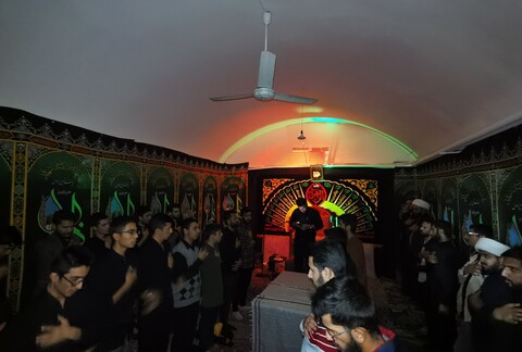 مراسم وداع با پیکر شهید گمنام در مرکز تخصصی شهید صدوقی (ره) حوزه علمیه استان یزد