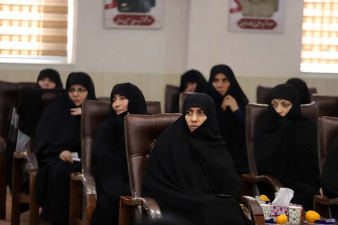 تصاویر /  برگزاری مجمع وعاظ خواهر دفتر نماینده ولی فقیه در استان همدان