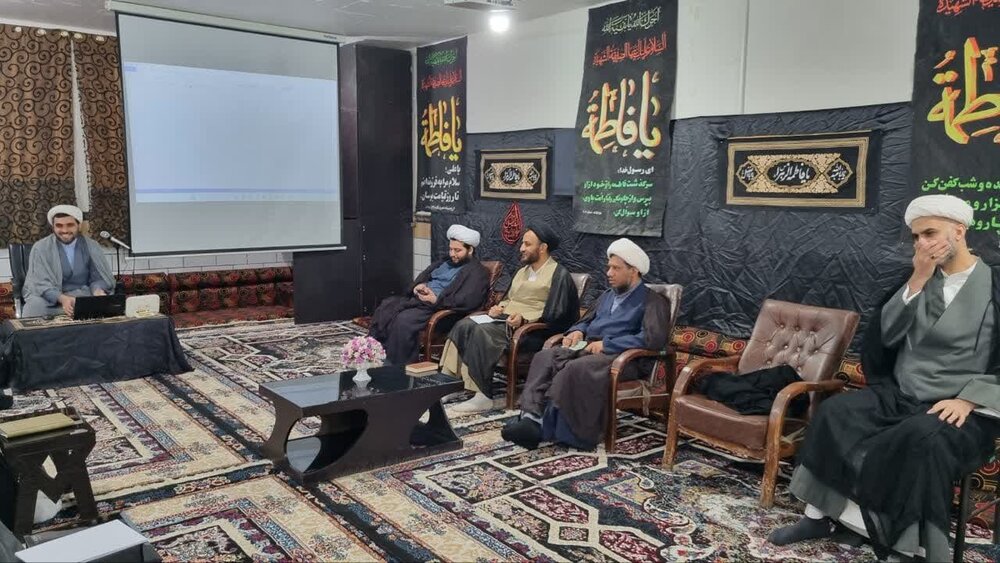 سومین اجلاسیه منطقهای معاونین آموزش مدارس علمیه خوزستان برگزار شد