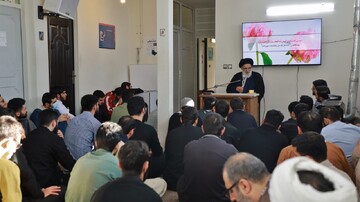 سفر یک‌روزه نماینده ولی فقیه در استان البرز به ساوجبلاغ + عکس