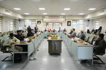 تصاویر/ تجلیل از دانشجویان ممتاز ایثارگر در لرستان