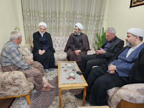 تصاویر/دیدار نماینده ولی فقیه در کردستان با خانواده شهدا، جانبازان و ماموستایان کامیاران