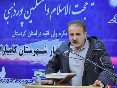 تصاویر/دیدار حجتالاسلام والمسلمین پورذهبی با نخبگان و اقشار شهرستان کامیاران