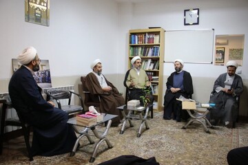 حضور مسئول دبیرخانه شورای عالی حوزه‌های علمیه در اصفهان + عکس