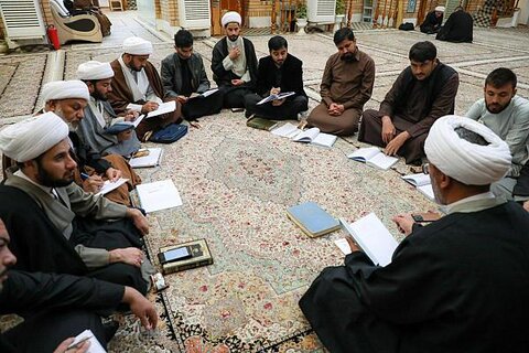 إقامة دورة جديدة في مادة (علوم القرآن الكريم) لطلبة العلوم الدينيّة