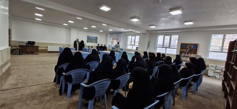 تصاویر/ افتتاح نهمین نمایشگاه تخصصی کتاب در مدرسه علمیه زینب (س) ارومیه