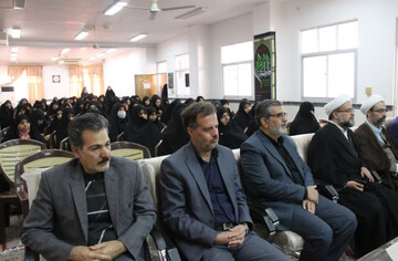 مدیر حوزه علمیه خواهران استان یزد: حوزه علمیه از هیچ حزب و  نامزد انتخاباتی حمایت نمی کند