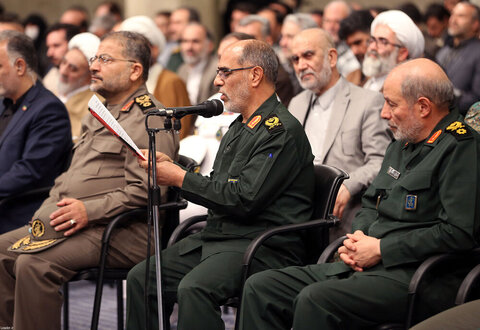 بالصور/ لقاء القيمين على مؤتمر تكريم شهداء محافظة أذربيجان الشرقيّة مع الإمام الخامنئي