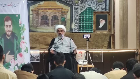 جلسات درس اخلاق امام جمعه بوشهر در مدارس علمیه تهران