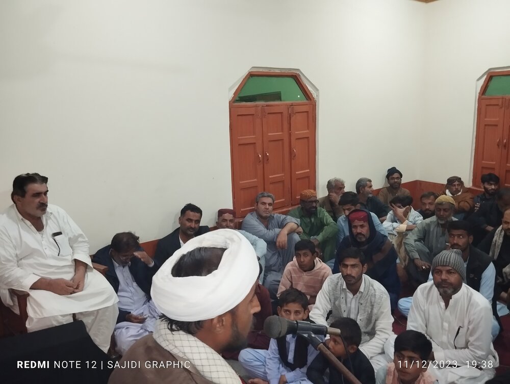 حضرت فاطمه (س) کی تعظیم کیلئے رسول (ص) اٹھا کرتے تھے، حجت الاسلام حیدری