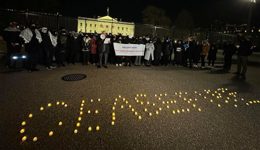 موظفون يتظاهرون لوقف العدوان على غزة في واشنطن موظفون يتظاهرون لوقف العدوان على غزة في واشنطن