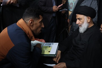 تصاویر/ دیدار مردمی نماینده ولی فقیه در خوزستان و مسئولان استانی در نماز جمعه حمیدیه