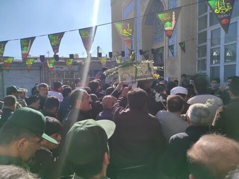 تصاویر/ استقبال مردم شاهین دژ از شهید گمنام
